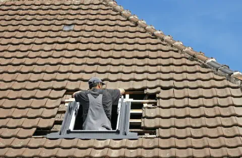 Pose de velux - Brûlon